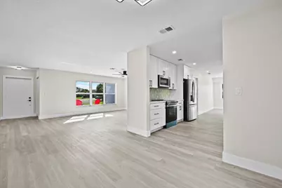 7290 Pinecone Terrace, Lake Worth, FL 33467 - Photo 10