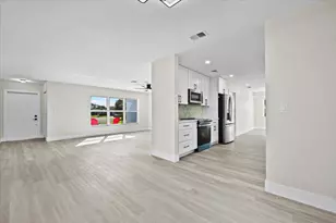 7290 Pine Cone Terrace, Lake Worth, FL 33467 - Photo 10