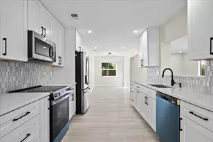 7290 Pine Cone Terrace, Lake Worth, FL 33467 - Photo 12