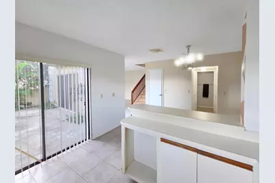 1482 N Lawnwood Circle #30-d, Fort Pierce, FL 34950 - Photo 6