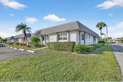 2638 Gately Drive E #90, West Palm Beach, FL 33415 - Photo 2