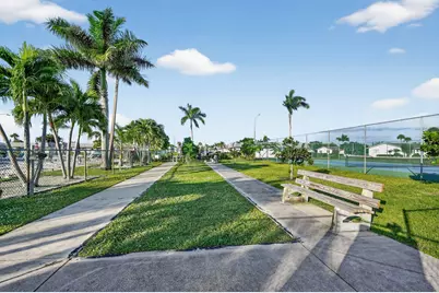 2638 Gately Drive E #90, West Palm Beach, FL 33415 - Photo 38