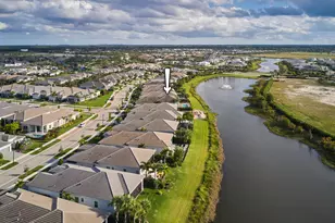 9973 Regency Wy, Palm Beach Gardens, FL 33412 - Photo 1