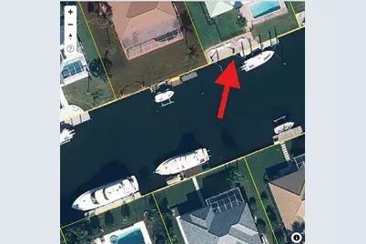 8502 SE Royal Street, Hobe Sound, FL 33455 - Photo 1