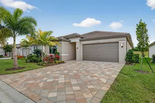 12447 SW Blue Mangrove Pkwy, Port Saint Lucie, FL 34987 - Photo 2
