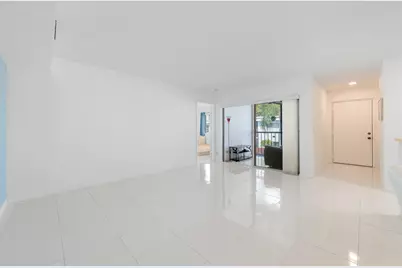 14897 Bal Moral Lane #206, Delray Beach, FL 33446 - Photo 4