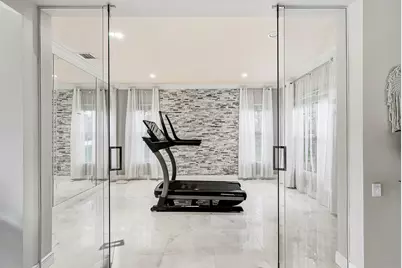 8060 Woodslanding Trail, West Palm Beach, FL 33411 - Photo 8