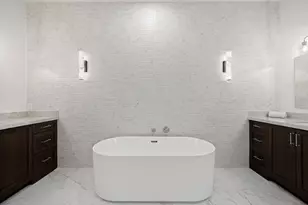 309 Cascade Ln, Palm Beach Shores, FL 33404 - Photo 18