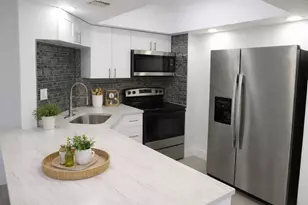 55 SW 2nd Ave, Boca Raton, FL 33432 - Photo 2