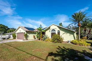 381 SW Lucero Dr, Port Saint Lucie, FL 34983 - Photo 2
