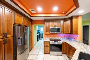 381 SW Lucero Dr, Port Saint Lucie, FL 34983 - Photo 10