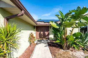 381 SW Lucero Dr, Port Saint Lucie, FL 34983 - Photo 4