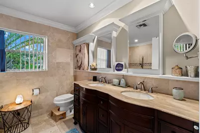 18989 SE Hillcrest Drive, Tequesta, FL 33469 - Photo 14