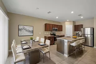 5234 Oakland Lake Cir, Fort Pierce, FL 34951 - Photo 8