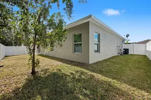 5234 Oakland Lake Cir, Fort Pierce, FL 34951 - Photo 24