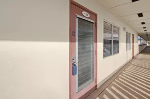 124 Preston C, Boca Raton, FL 33434 - Photo 2