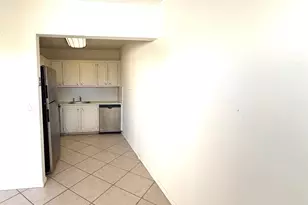 124 Preston C, Boca Raton, FL 33434 - Photo 4