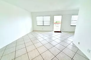 124 Preston C, Boca Raton, FL 33434 - Photo 1