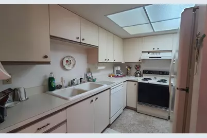 510 SW South River Drive #204, Stuart, FL 34997 - Photo 6