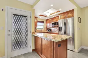 806 SE 7th St, Deerfield Beach, FL 33441 - Photo 4