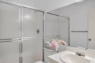 4542 Lucerne Lakes Blvd E, Lake Worth, FL 33467 - Photo 16