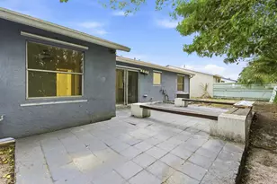 6130 Blue Grass Cir, Greenacres, FL 33463 - Photo 20