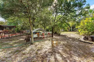 16744 E Lancashire Dr, Loxahatchee, FL 33470 - Photo 28