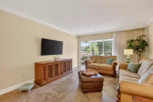 23345 Carolwood Ln, Boca Raton, FL 33428 - Photo 8