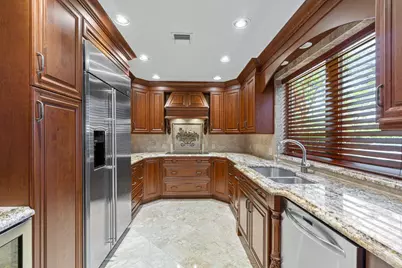 870 NW 7th Street, Boca Raton, FL 33486 - Photo 8