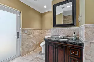 870 NW 7th St, Boca Raton, FL 33486 - Photo 32