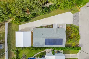 1757 12th Ct N, Lake Worth Beach, FL 33460 - Photo 2