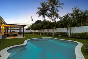 2862 NE 35th Ct, Lighthouse Point, FL 33064 - Photo 1