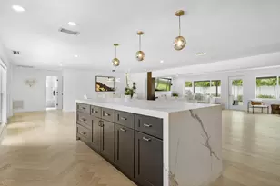 2862 NE 35th Ct, Lighthouse Point, FL 33064 - Photo 10