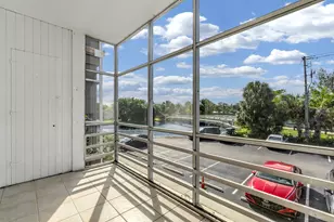 2970 NE 16th Ave, Oakland Park, FL 33334 - Photo 14