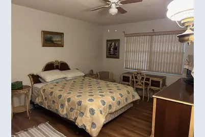 221 Lake Meryl Drive, West Palm Beach, FL 33411 - Photo 8