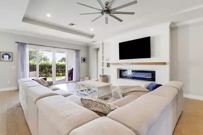 9240 Greenspire Lane, Lake Worth, FL 33467 - Photo 10