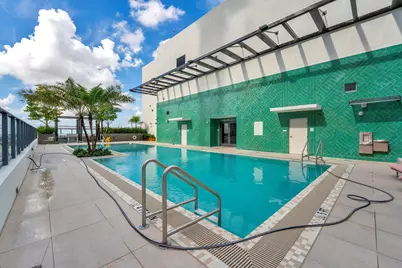 11 NE 6th Street #2201, Miami, FL 33132 - Photo 20
