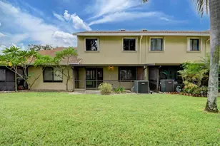 1105 Maplewood Dr, Greenacres, FL 33415 - Photo 36