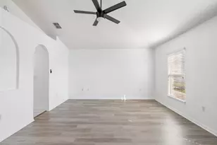 981 SW McElroy Ave, Port Saint Lucie, FL 34984 - Photo 30