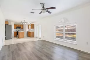 981 SW McElroy Ave, Port Saint Lucie, FL 34984 - Photo 10