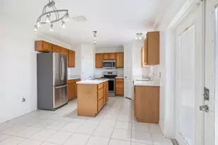 981 SW McElroy Ave, Port Saint Lucie, FL 34984 - Photo 16