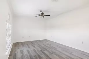 981 SW McElroy Ave, Port Saint Lucie, FL 34984 - Photo 12