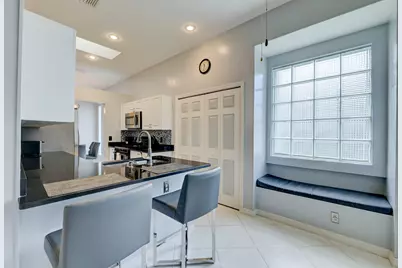 450 SW Fairway Landing, Port Saint Lucie, FL 34986 - Photo 8