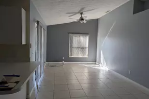 1122 SE Puritan Ln, Port Saint Lucie, FL 34983 - Photo 12