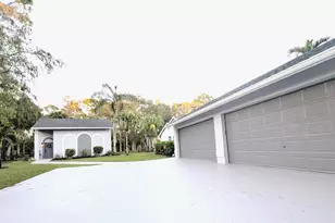 14708 Stirrup Ln, Wellington, FL 33414 - Photo 12