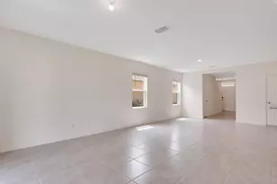 12335 SW Nettuno Way, Port Saint Lucie, FL 34987 - Photo 10