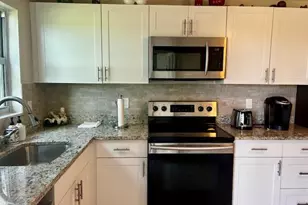 3755 Via Poinciana, Lake Worth, FL 33467 - Photo 2