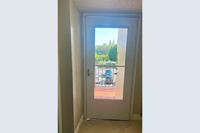 3755 Via Poinciana #304, Lake Worth, FL 33467 - Photo 36