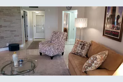 3755 Via Poinciana #304, Lake Worth, FL 33467 - Photo 8