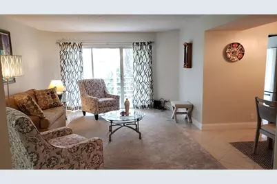 3755 Via Poinciana #304, Lake Worth, FL 33467 - Photo 8